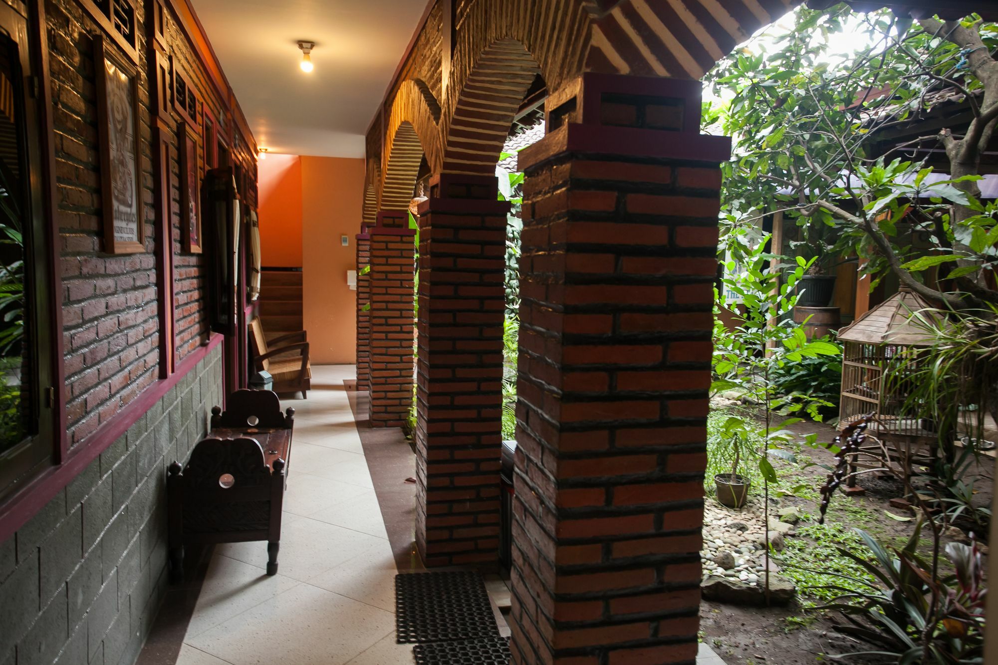 Reddoorz At Omah Wetan Sawojajar Malang Hotel Exterior photo